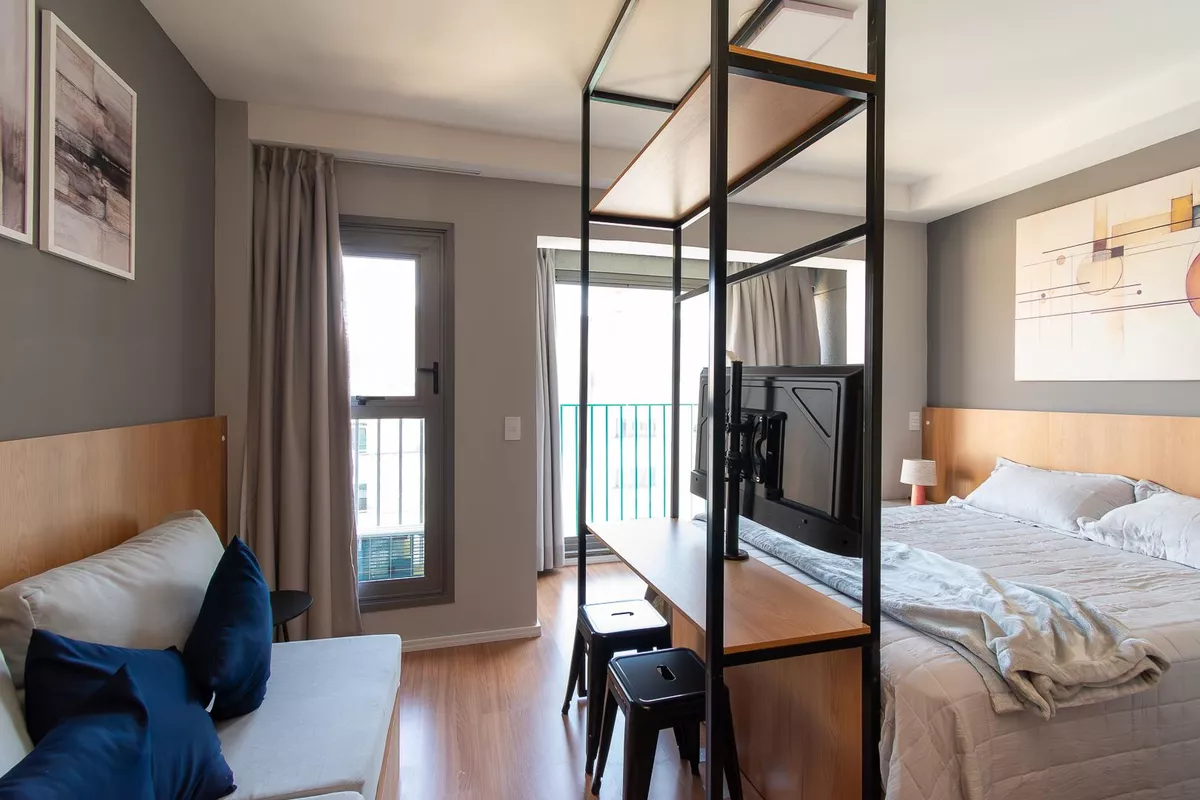 Unidades com móveis planejados e equipadas com eletrodomésticos e ar condicionado. Mude agora!